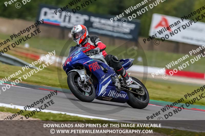 PJ Motorsport Photography;donington no limits trackday;donington park photographs;donington trackday photographs;no limits trackdays;peter wileman photography;trackday digital images;trackday photos